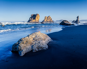 AM-LA-013&nbsp;&nbsp;&nbsp;&nbsp;&nbsp;&nbsp;&nbsp;&nbsp; Morning at Bandon Beach, Oregon